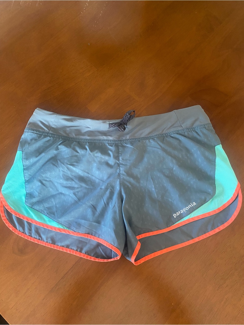 Patagonia Teal Gray Athletic Running Shorts with Coral Trim XXS